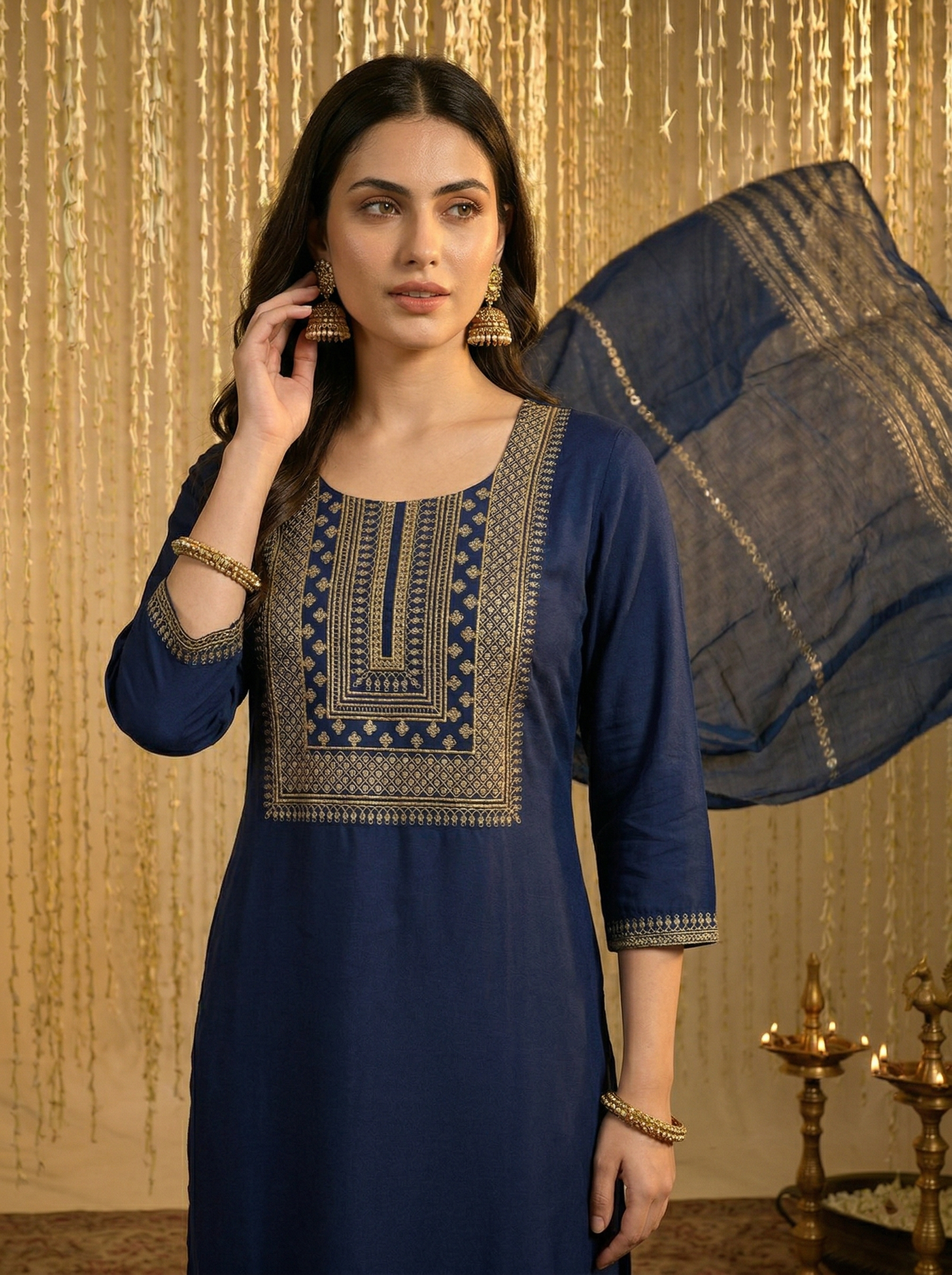 bottle-navy-blue-chinnon-embroidered-kurta-set-with-jacquard-dupatta