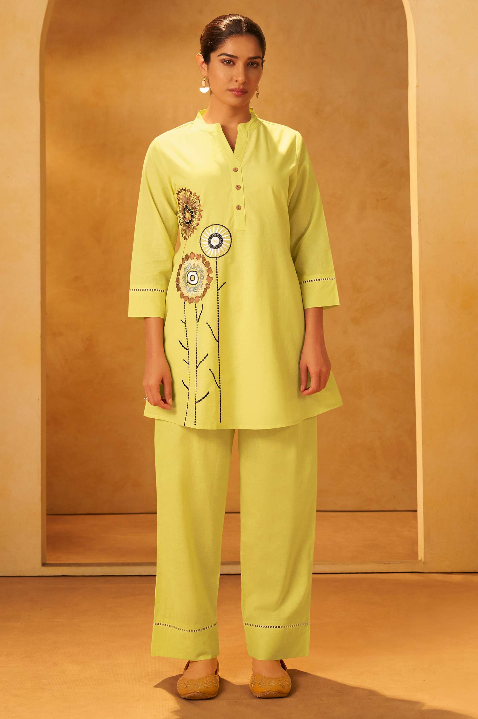 women-yellow-pure-cotton-embroidered-straight-kurta-co-ord-set