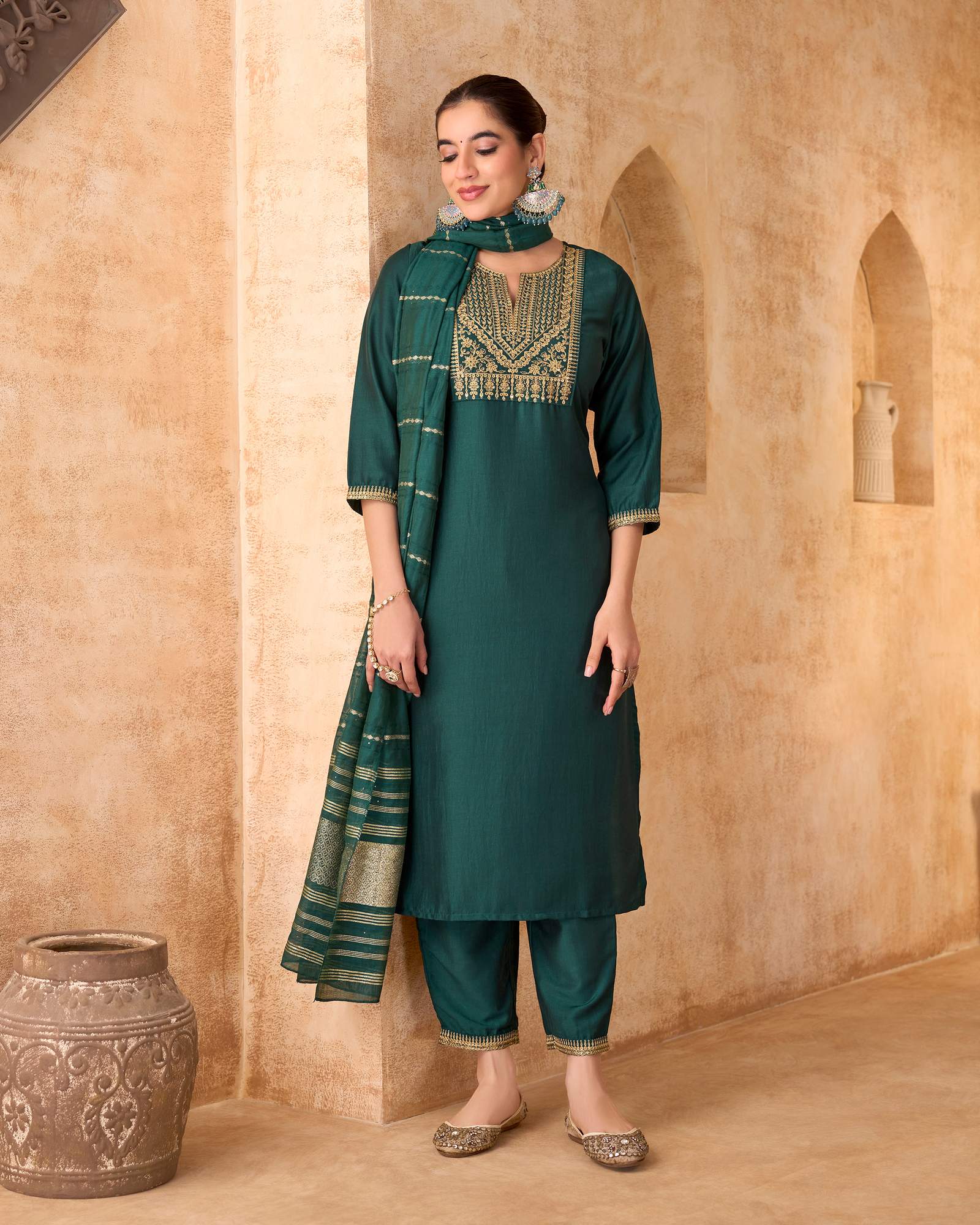 green-chinon-embroidered-kurta-set-with-jacquard-dupatta