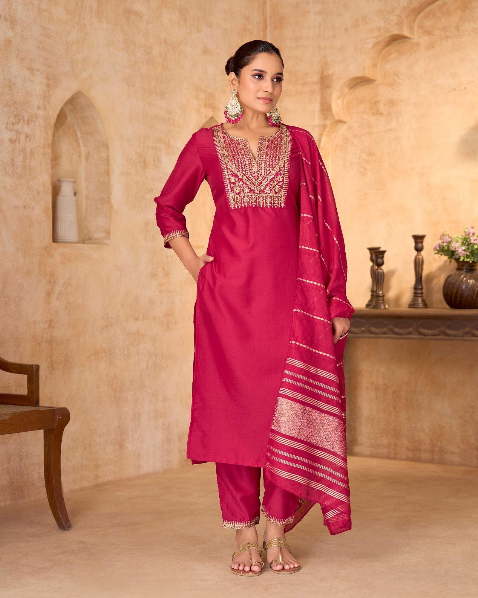pink-chinon-embroidered-kurta-set-with-jacquard-dupatta