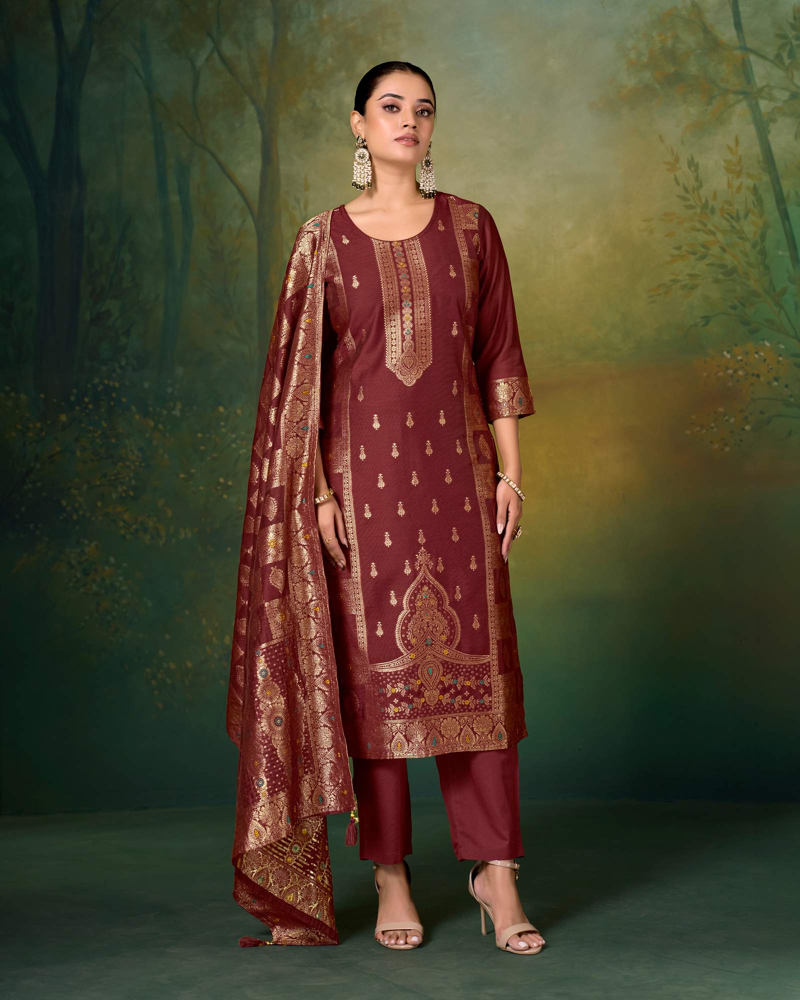 wine-jacquard-art-silk-kurta-set-with-cotton-bottom-silk-jacquard-dupatta