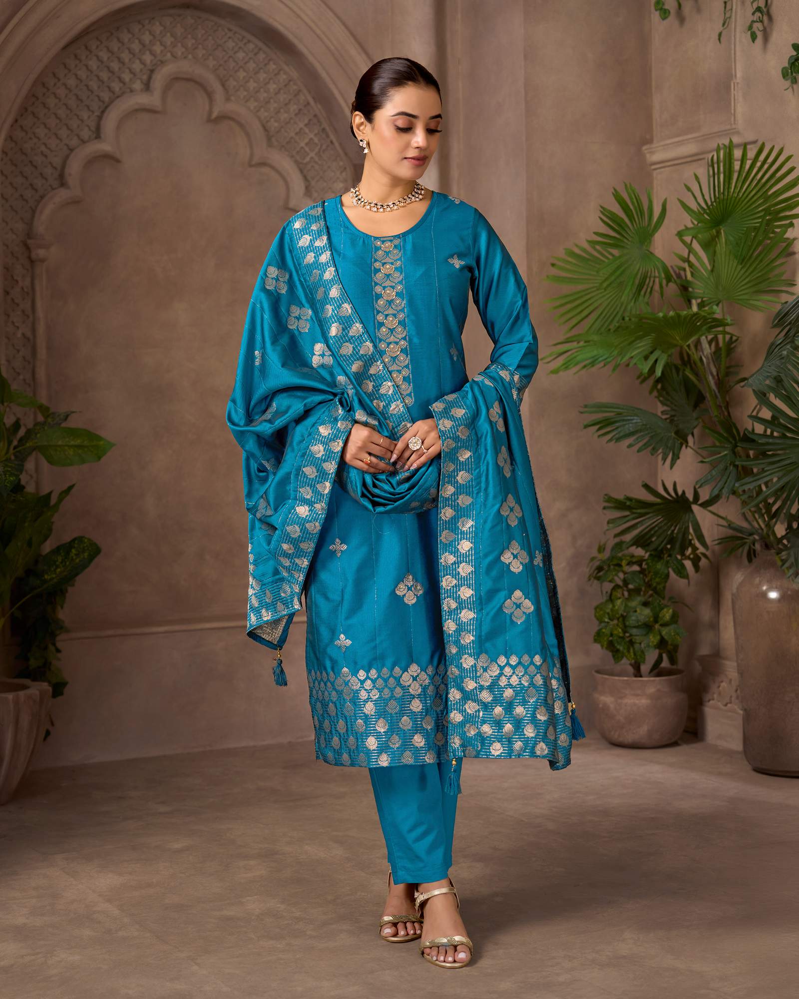 womens-turquoise-blue-jacquard-art-silk-straight-kurta-set-with-cotton-bottom-silk-blend-dupatta-8